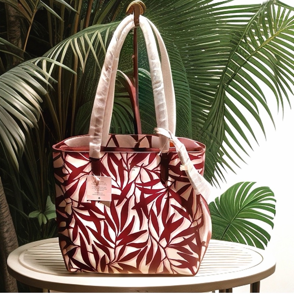 *NWT* Kate Spade Jana Tote Bag in Burgundy & White - Brand New